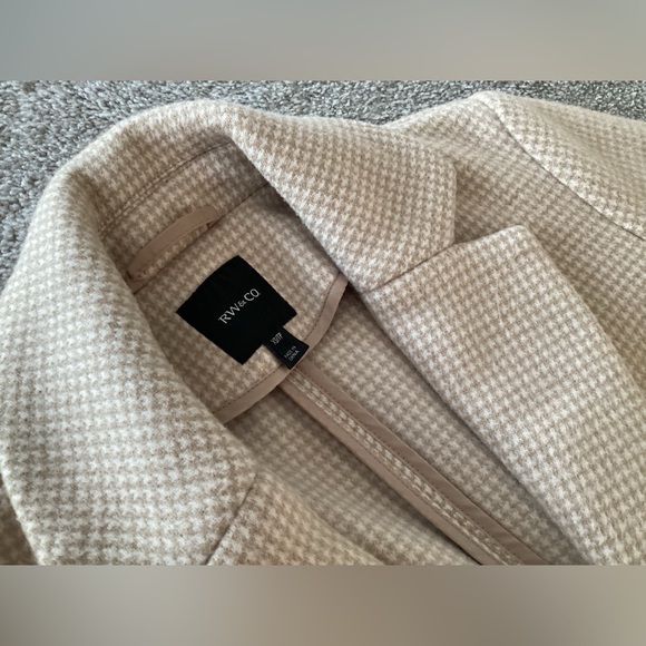 RW&Co Long Coat - Picture 2 of 4